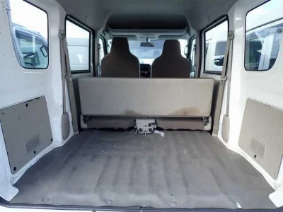 NISSAN CLIPPER VAN