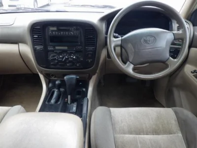 TOYOTA LAND CRUISER