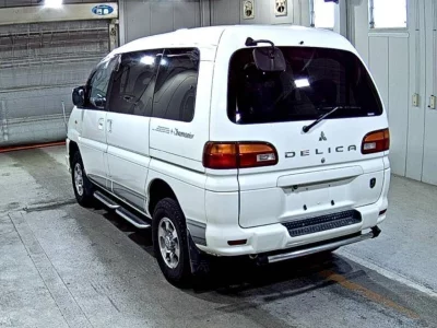 MITSUBISHI DELICA