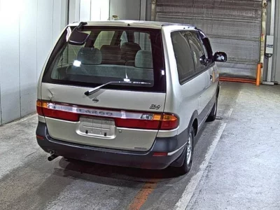 NISSAN LARGO