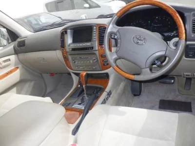 TOYOTA LAND CRUISER