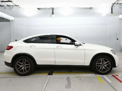 MERCEDES BENZ GLC