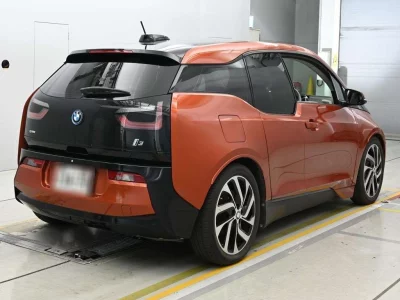 BMW I3