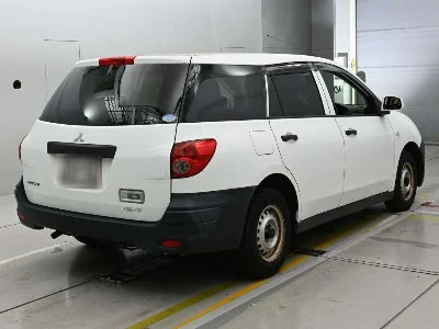 MITSUBISHI LANCER VAN