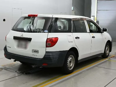 MITSUBISHI LANCER VAN