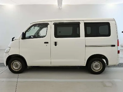 TOYOTA TOWN ACE VAN