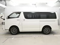 Цена авто Toyota HiAce Van с аукционов Японии, номер кузова KDH201V, пробег 176 000, оценка 2