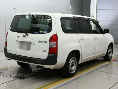 TOYOTA SUCCEED