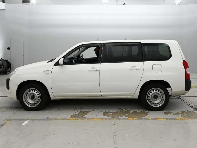 TOYOTA SUCCEED