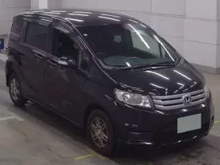 HONDA FREED SPIKE