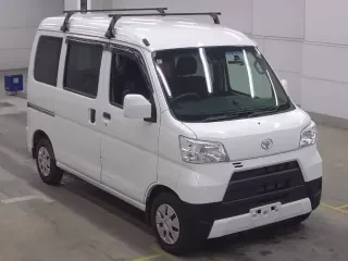 TOYOTA PIXIS VAN