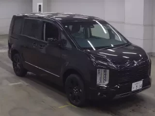 MITSUBISHI DELICA D5