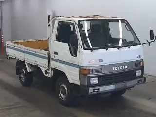 TOYOTA HIACE TRUCK