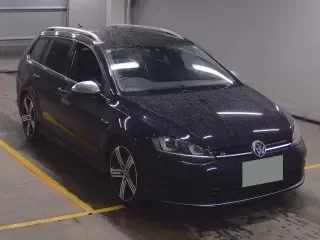 VOLKSWAGEN GOLF R