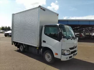 TOYOTA DYNA