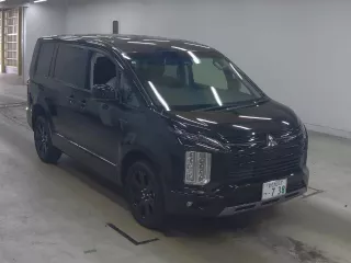 MITSUBISHI DELICA D5