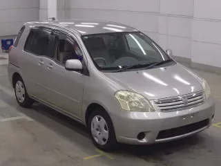 TOYOTA RAUM