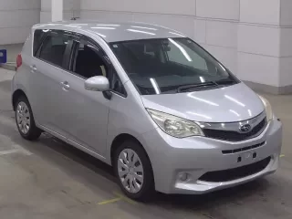 SUBARU TREZIA