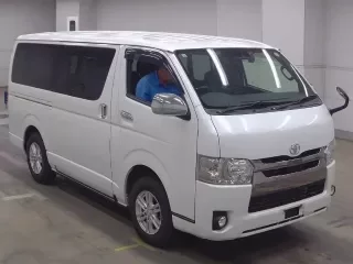 TOYOTA REGIUS VAN