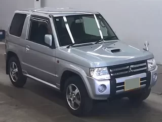 MITSUBISHI PAJERO MINI