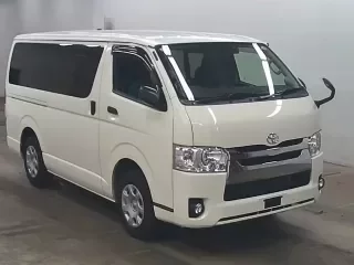 TOYOTA REGIUS VAN