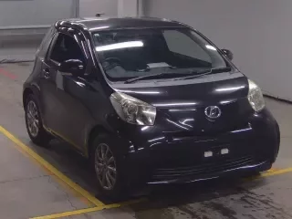 TOYOTA IQ