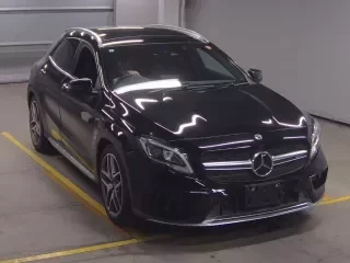 MERCEDES BENZ AMG GLA