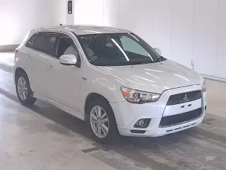 MITSUBISHI RVR