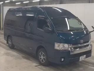 TOYOTA REGIUS VAN