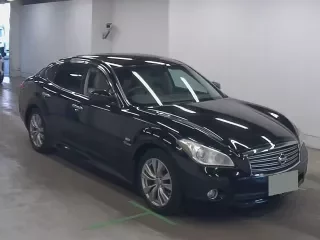 NISSAN FUGA
