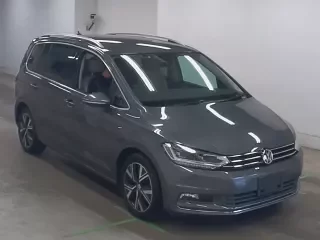 VOLKSWAGEN GOLF TOURAN