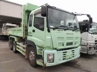 ISUZU GIGA