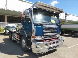 NISSAN UD