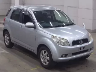 TOYOTA RUSH