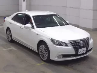 TOYOTA CROWN MAJESTA