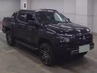 MITSUBISHI TRITON