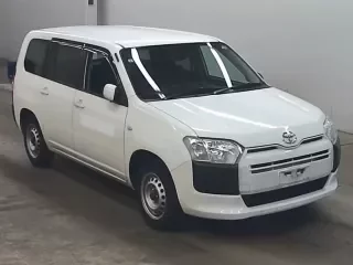 TOYOTA SUCCEED
