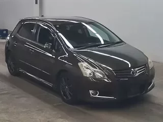 TOYOTA BLADE