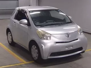 TOYOTA IQ