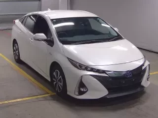 TOYOTA PRIUS PHV