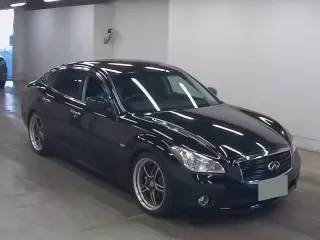 NISSAN FUGA