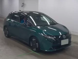 NISSAN AURA