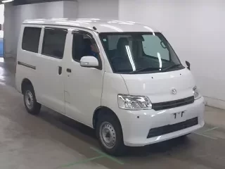 MAZDA BONGO VAN