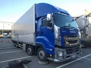 ISUZU GIGA