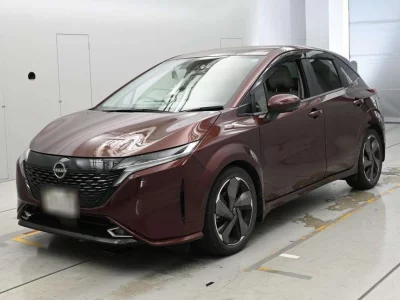 NISSAN AURA