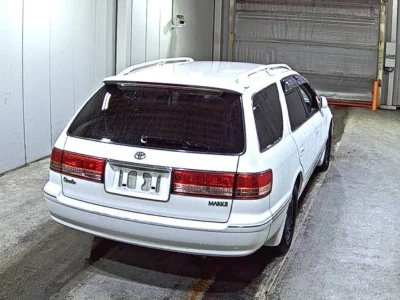 TOYOTA MARK II QUALIS
