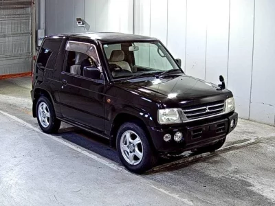 MITSUBISHI PAJERO MINI
