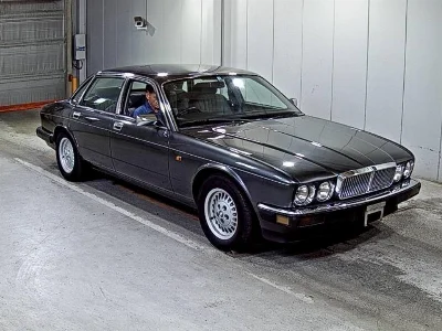 JAGUAR XJ6
