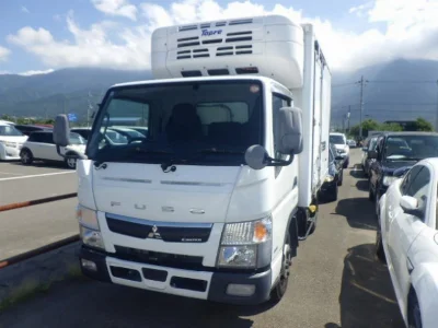 MITSUBISHI CANTER