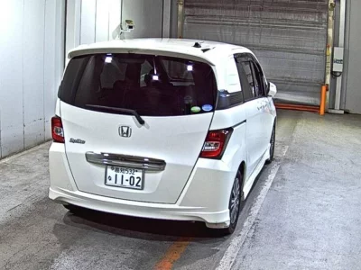 HONDA FREED SPIKE